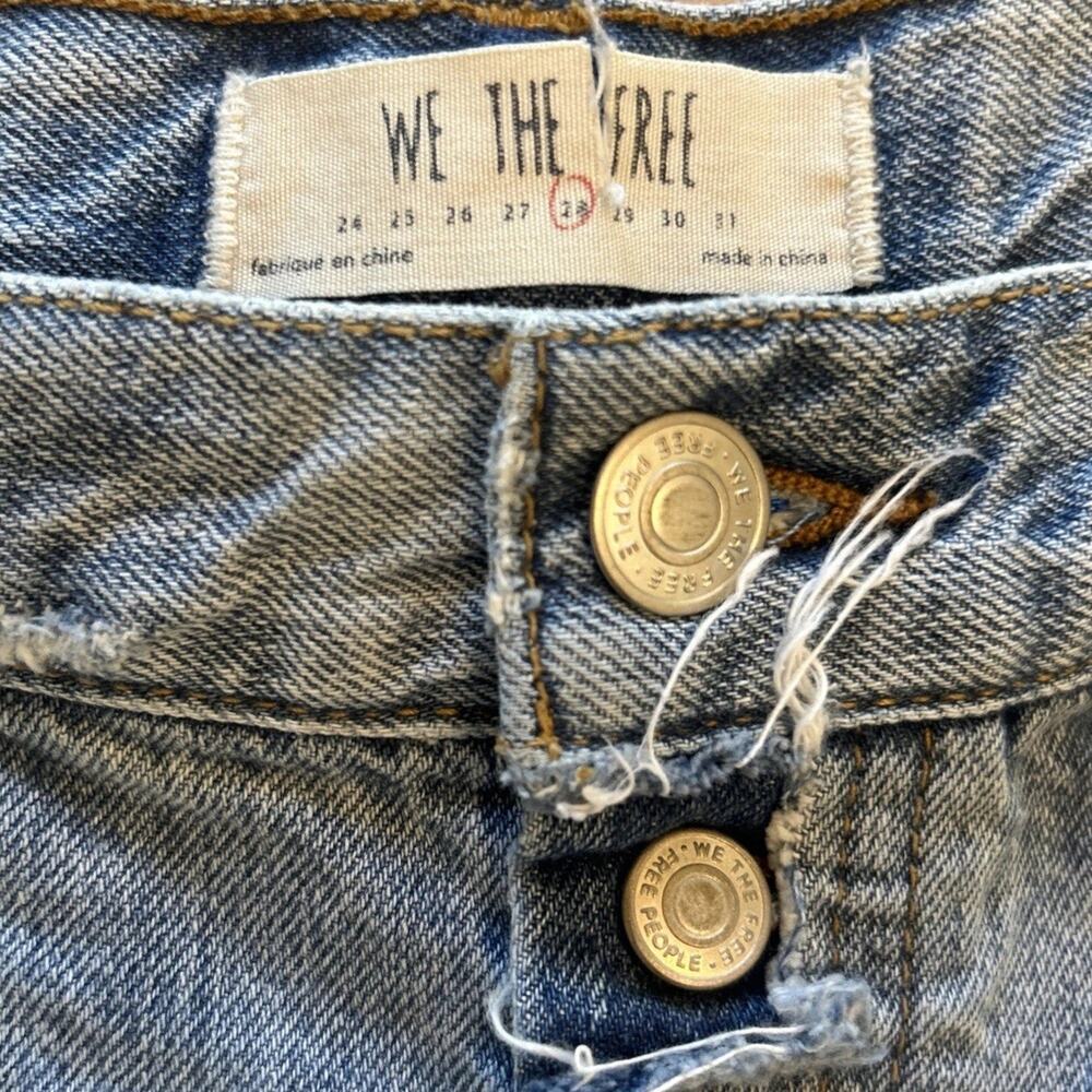 Free People Barcelona Grommet Cutoff Distressed Jean Shorts Button Fly Size 28 - Picture 4 of 9